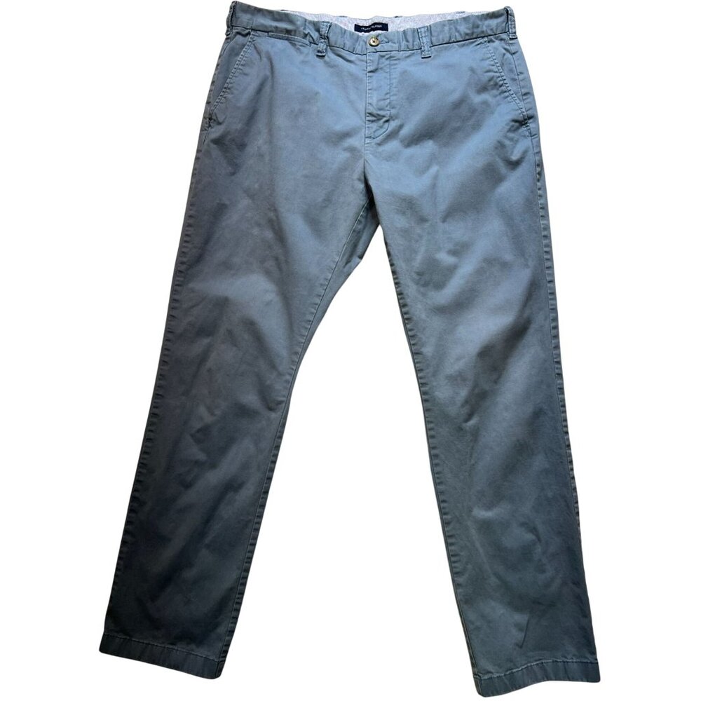 Tommy Hilfiger Men's Chino Pants Flat Front Stretch Size 38x34 Blue Medium Wash